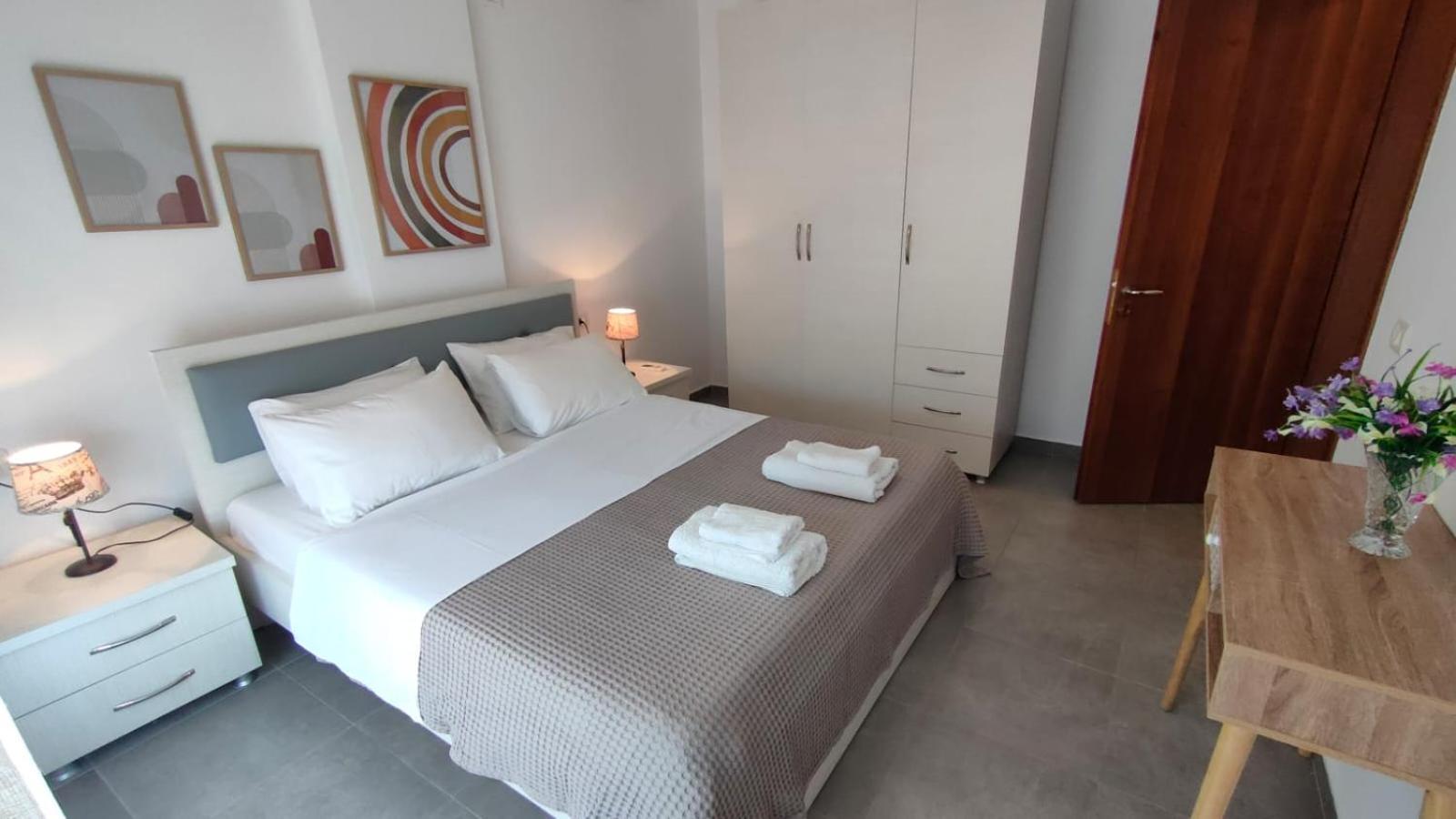 Tropicana Apartments Dhërmi Habitación foto